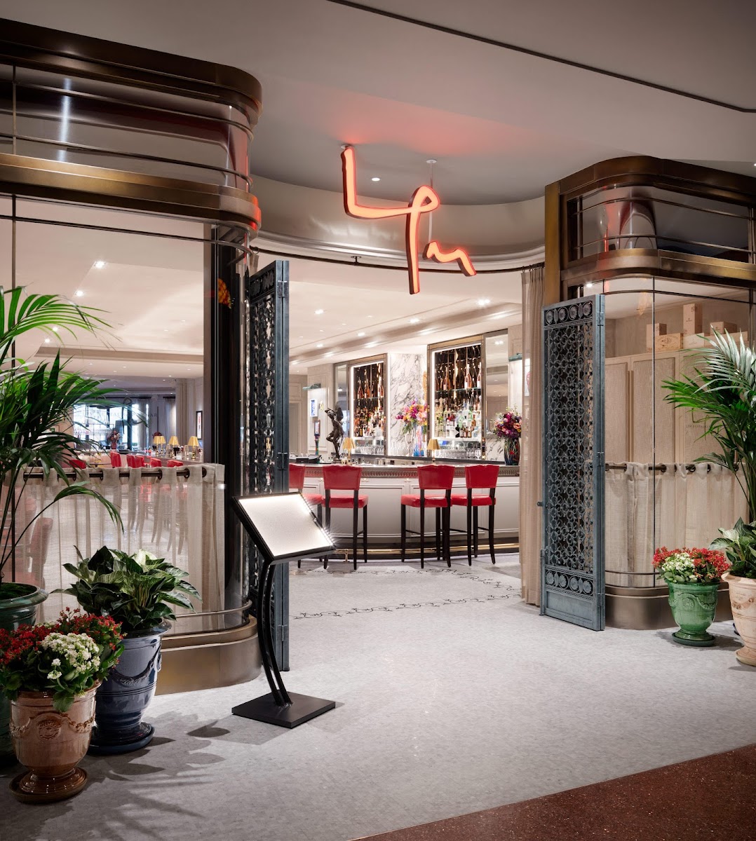 Lpm Restaurant & Bar